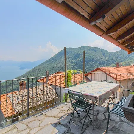 Vakantiehuis Ca Dei L'era De Sott San Siro (Lombardy)